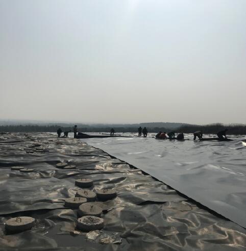 填埋場的HDPE土工膜覆蓋方式有哪些？